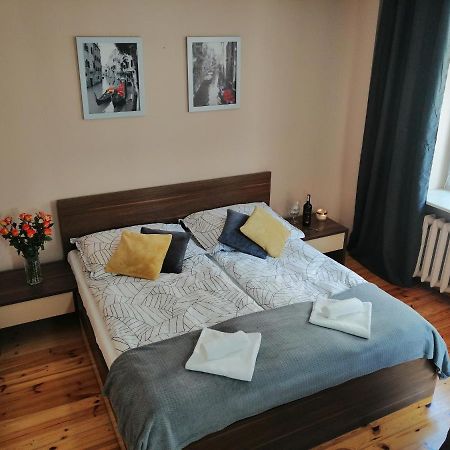 شقة Cicha Przystan Apartament Starowka كولوبرزيغ المظهر الخارجي الصورة