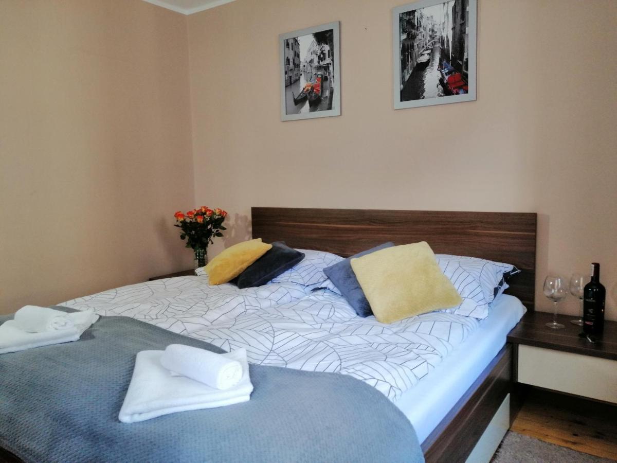 شقة Cicha Przystan Apartament Starowka كولوبرزيغ المظهر الخارجي الصورة
